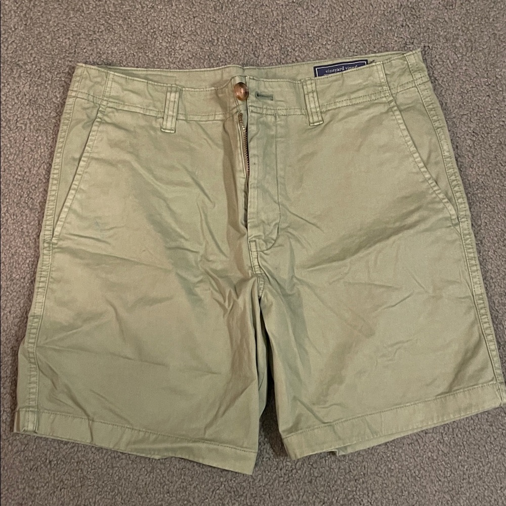 Vineyard Vines Sage Green Men's Flat Front Shorts